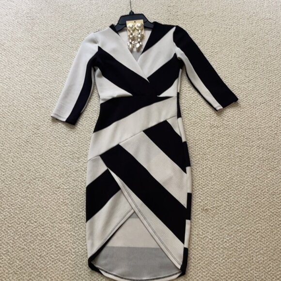 Women knee length drees - Picture 5 of 6